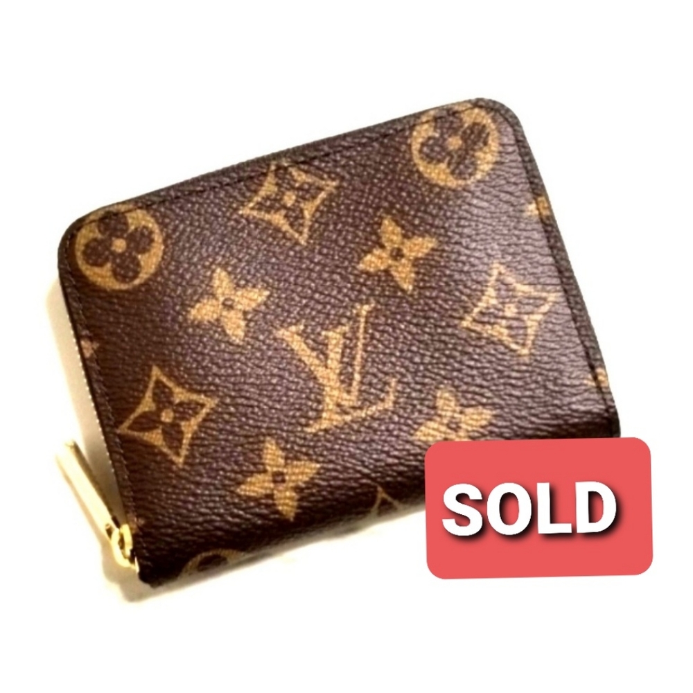 ❌SOLD❌ Louis Vuitton Monogram Compact Zippy Wallet
